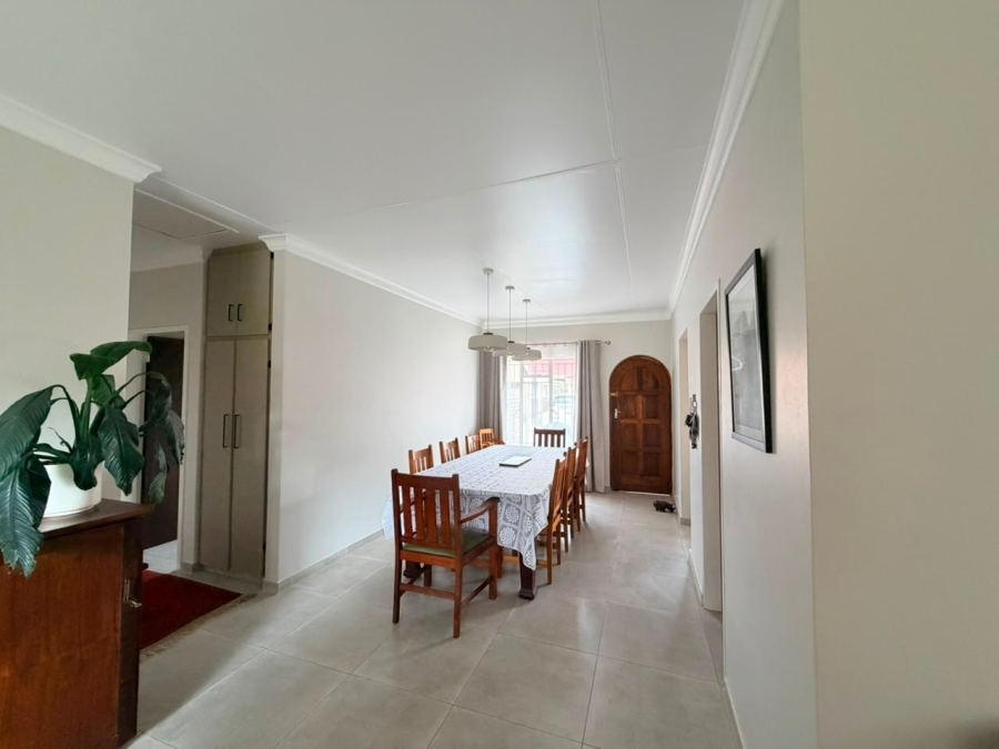3 Bedroom Property for Sale in Kannoniers Park North West